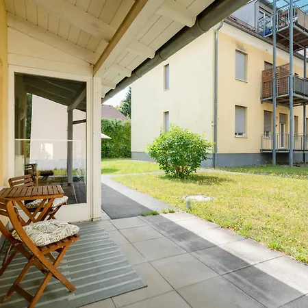 Apartment Schloss Eggenberg Graz